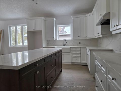Photo 9 at 3183 Cove Avenue, Rural Innisfil, Innisfil