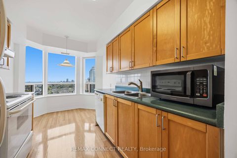 Photo 6 at 2010 - 35 Finch Avenue E, Willowdale East, Toronto