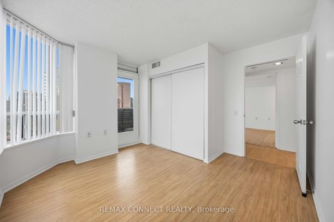 Photo 11 at 2010 - 35 Finch Avenue E, Willowdale East, Toronto