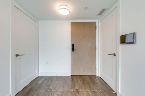 Photo 4 at 1320 - 585 Bloor Street E, North St. James Town, Toronto