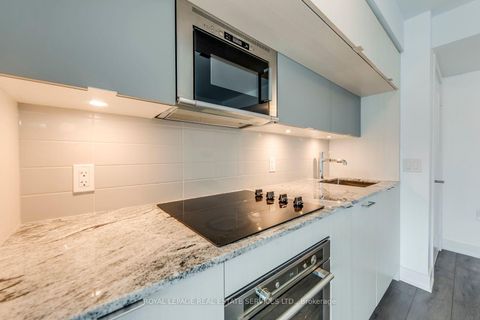 Photo 9 at 1320 - 585 Bloor Street E, North St. James Town, Toronto