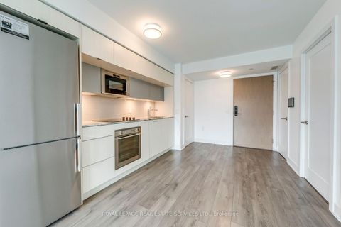 Photo 11 at 1320 - 585 Bloor Street E, North St. James Town, Toronto