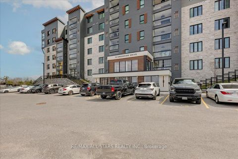 Photo 21 at 407 - 15 Kneeshaw Drive, Rural Barrie Southeast, Barrie