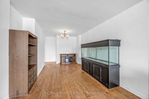 Photo 2 at 126 Langden Avenue, Smythe, Toronto