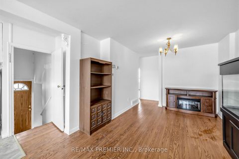 Photo 3 at 126 Langden Avenue, Smythe, Toronto