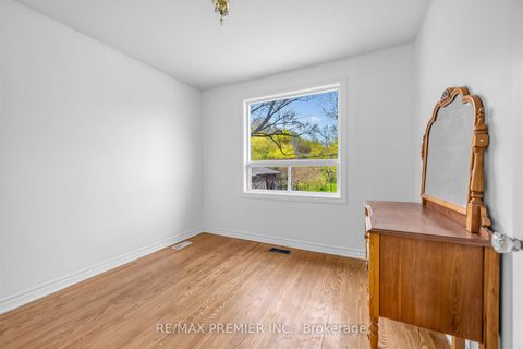 Photo 9 at 126 Langden Avenue, Smythe, Toronto