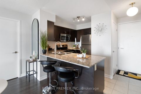 Photo 10 at 1011 - 812 Lansdowne Avenue, Junction, Toronto