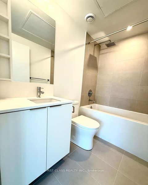 Photo 16 at 905 - 8 Wellesley Street W, Bay Street Corridor, Toronto