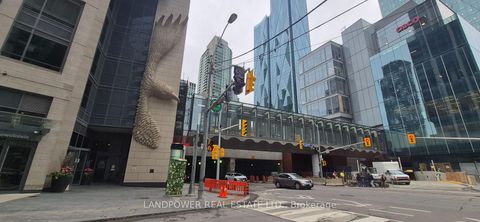 Photo 26 at 2707 - 1 The Esplanade, Waterfront Communities C8, Toronto