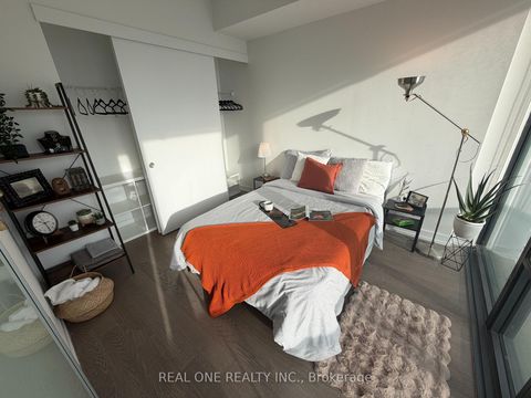 Photo 6 at 1902 - 161 Roehampton Avenue, Mount Pleasant West, Toronto
