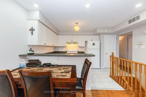 Photo 5 at 10 - 200 Mclevin Avenue, Malvern, Toronto