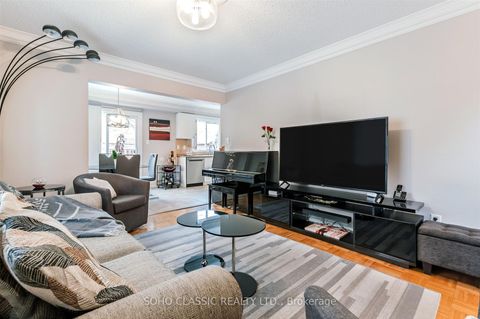 Photo 4 at 67 Dybal Street, Vellore Village, Vaughan