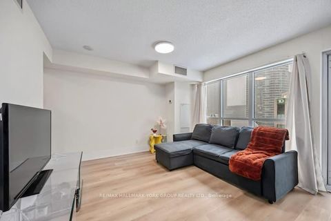 Photo 21 at 914 - 300 Front Street W, Waterfront Communities C1, Toronto