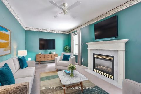 Photo 1 at 37 Loon Avenue, Painswick South, Barrie