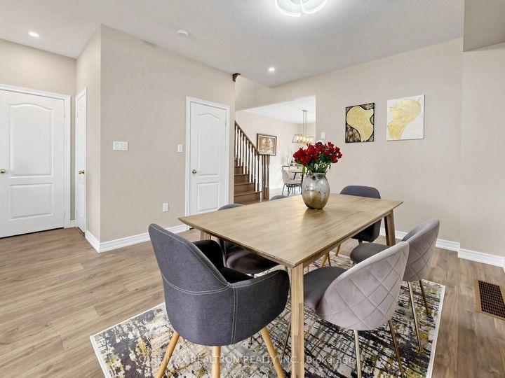 Photo 9 at 69 Matthewson Avenue, Bradford, Bradford West Gwillimbury