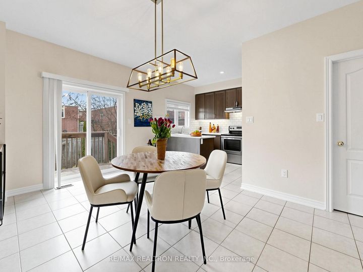 Photo 14 at 69 Matthewson Avenue, Bradford, Bradford West Gwillimbury