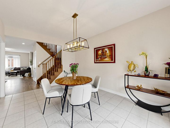 Photo 16 at 69 Matthewson Avenue, Bradford, Bradford West Gwillimbury
