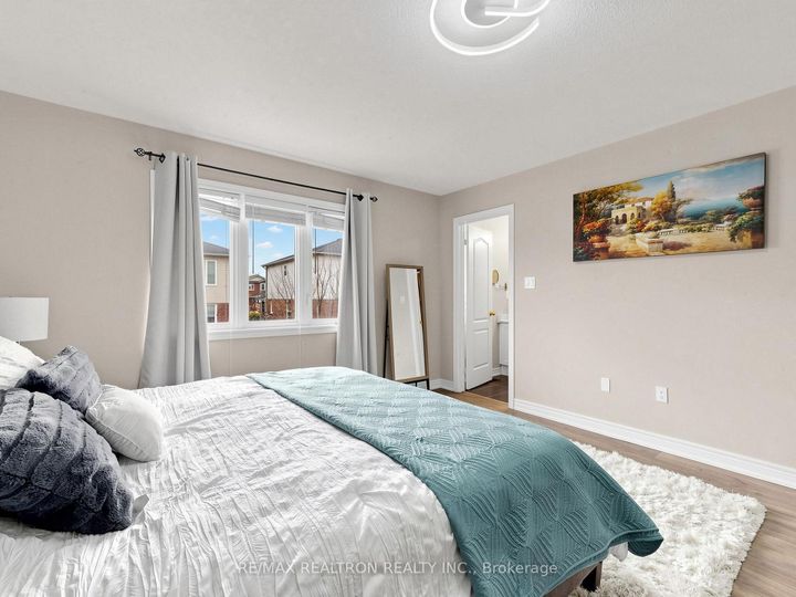 Photo 22 at 69 Matthewson Avenue, Bradford, Bradford West Gwillimbury
