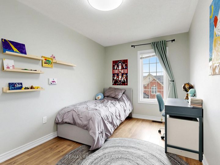 Photo 26 at 69 Matthewson Avenue, Bradford, Bradford West Gwillimbury
