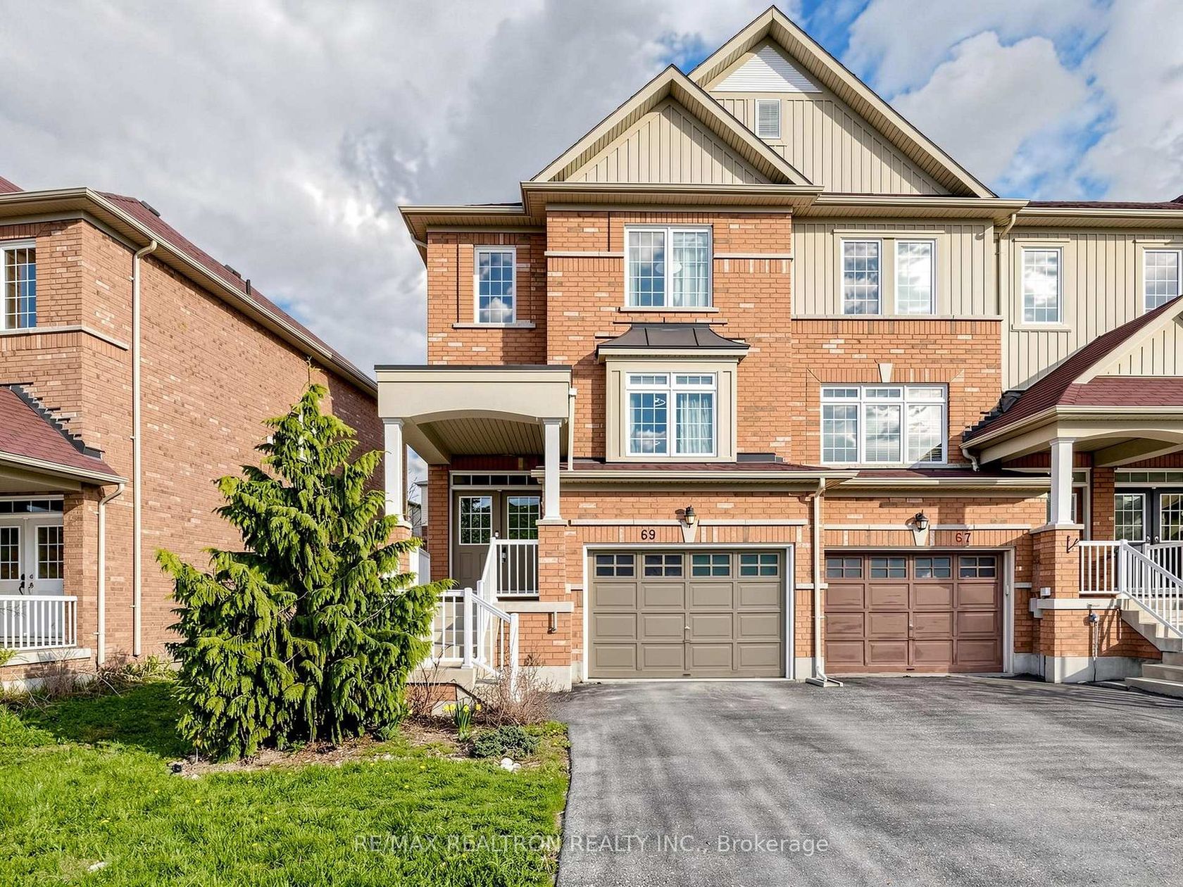69 Matthewson Avenue, Bradford, Bradford West Gwillimbury 2