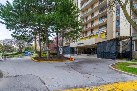 Photo 2 at 905 - 177 Linus Road, Don Valley Village, Toronto