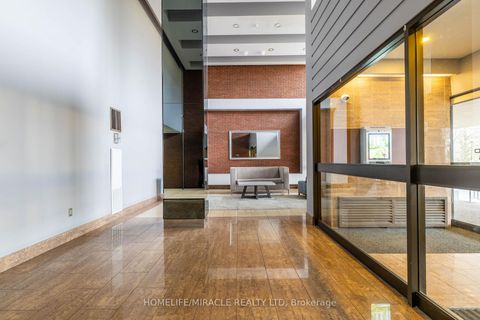 Photo 4 at 905 - 177 Linus Road, Don Valley Village, Toronto