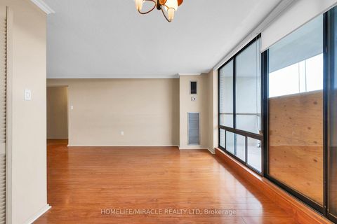 Photo 9 at 905 - 177 Linus Road, Don Valley Village, Toronto
