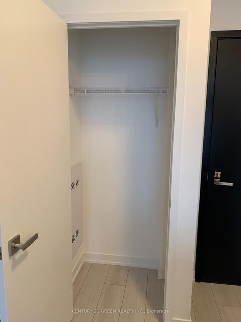Photo 2 at 817 - 31 Tippett Road, Clanton Park, Toronto