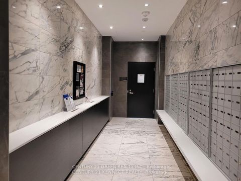 Photo 3 at 817 - 31 Tippett Road, Clanton Park, Toronto