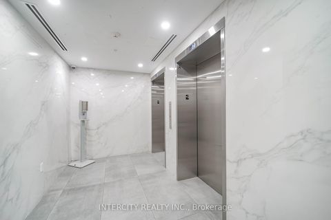 Photo 12 at 611 - 3237 Bayview Avenue, Bayview Village, Toronto
