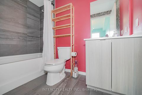 Photo 43 at 611 - 3237 Bayview Avenue, Bayview Village, Toronto