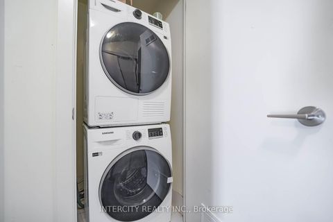 Photo 44 at 611 - 3237 Bayview Avenue, Bayview Village, Toronto