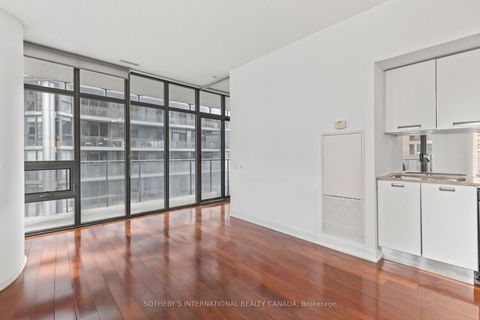 Photo 8 at 1611 - 33 Charles Street E, Yonge Corridor, Toronto