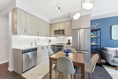 Photo 7 at 703 - 7895 Jane Street, Concord, Vaughan