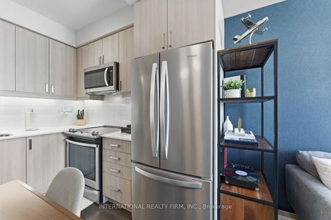 Photo 11 at 703 - 7895 Jane Street, Concord, Vaughan