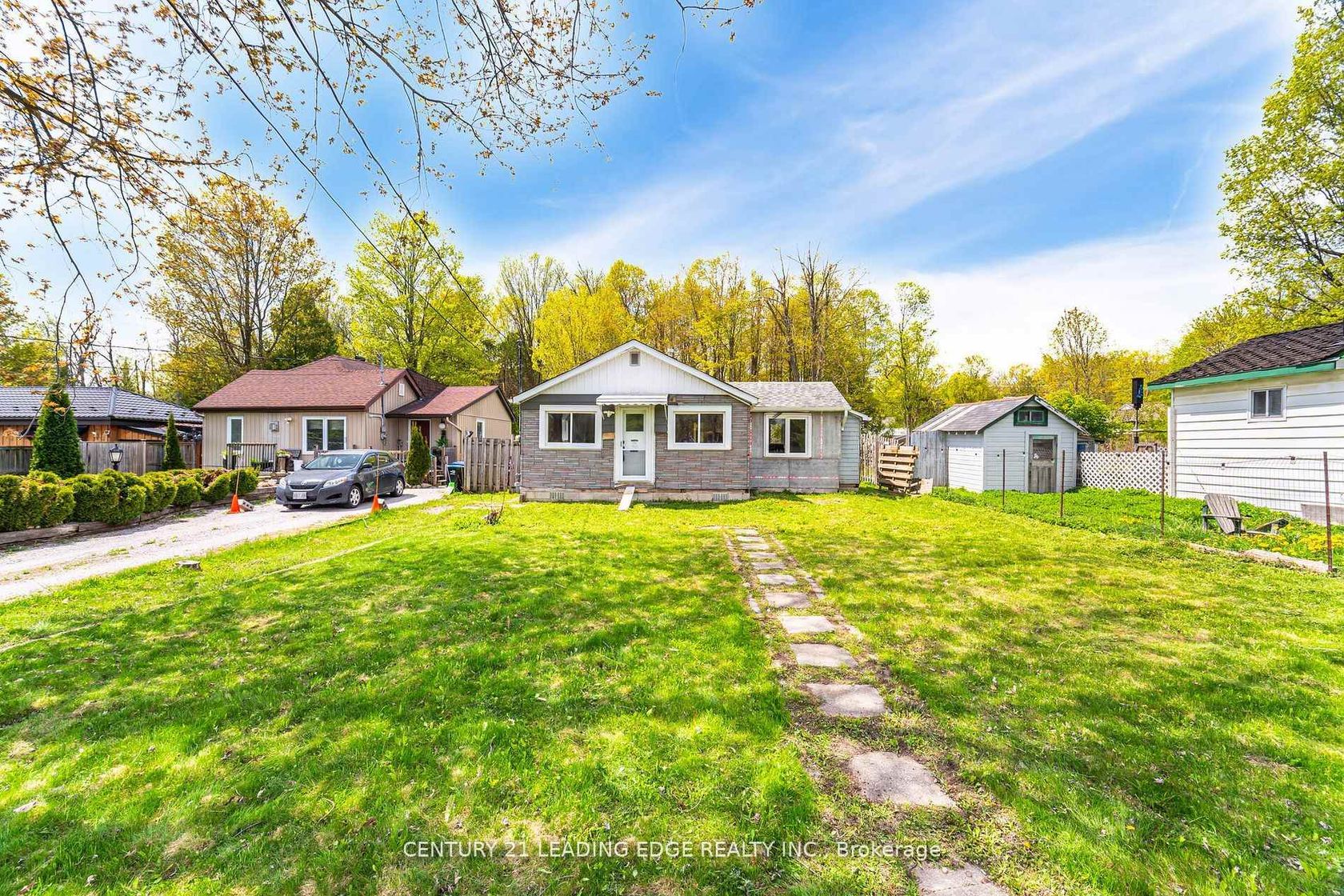 2678 25th Side Road, Rural Innisfil, Innisfil photo number 2