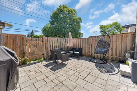 Photo 32 at 2 - 7440 GOREWAY Drive, Malton, Mississauga