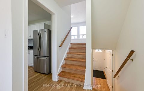 Photo 18 at 266 - 1601 Albion Road, Jamestown, Toronto