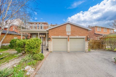 Photo 0 at 134 Butterfield Crescent, Maple, Vaughan