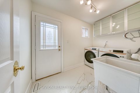 Photo 19 at 134 Butterfield Crescent, Maple, Vaughan