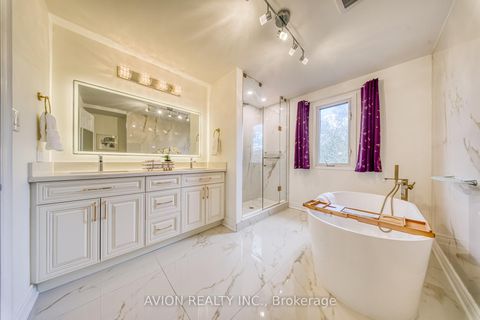 Photo 26 at 134 Butterfield Crescent, Maple, Vaughan