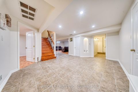 Photo 35 at 134 Butterfield Crescent, Maple, Vaughan