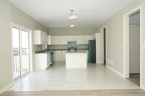 Photo 5 at 262 Springfield Crescent, Stayner, Clearview