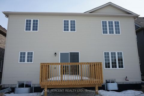 Photo 17 at 262 Springfield Crescent, Stayner, Clearview