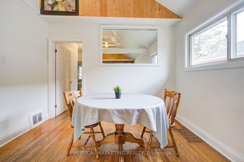 Photo 6 at 17 Arden Crescent, Birchmount, Toronto