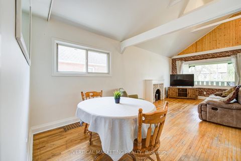 Photo 10 at 17 Arden Crescent, Birchmount, Toronto