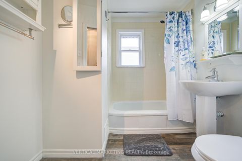 Photo 28 at 17 Arden Crescent, Birchmount, Toronto