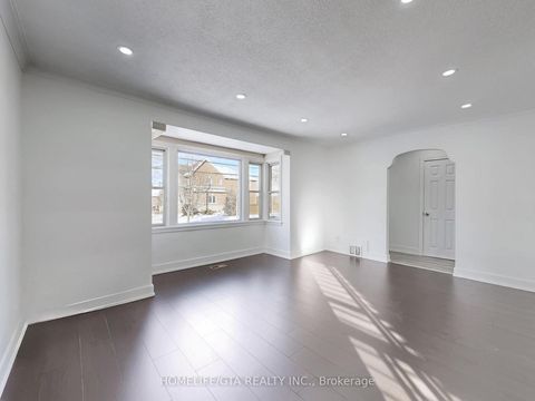 Photo 1 at 65 Whitley Avenue, CFB, Toronto