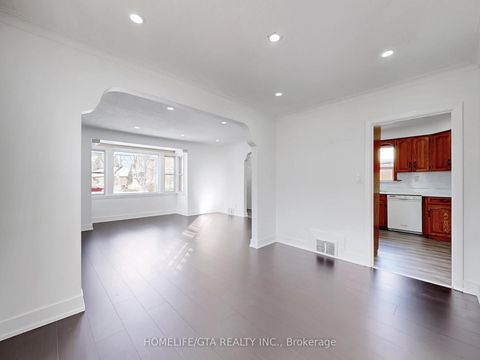 Photo 10 at 65 Whitley Avenue, CFB, Toronto