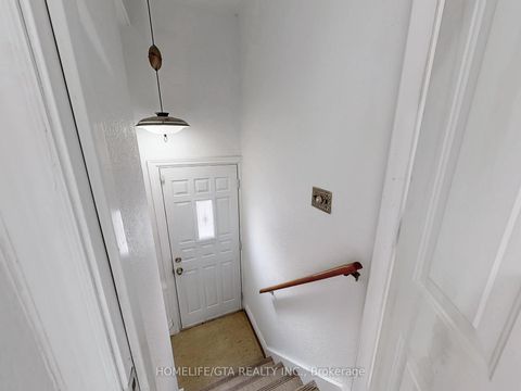 Photo 24 at 65 Whitley Avenue, CFB, Toronto